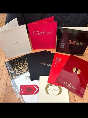 VTG Saks Fifth Ave Luxury Brands Advertising/Presentation Folders, Stationery.